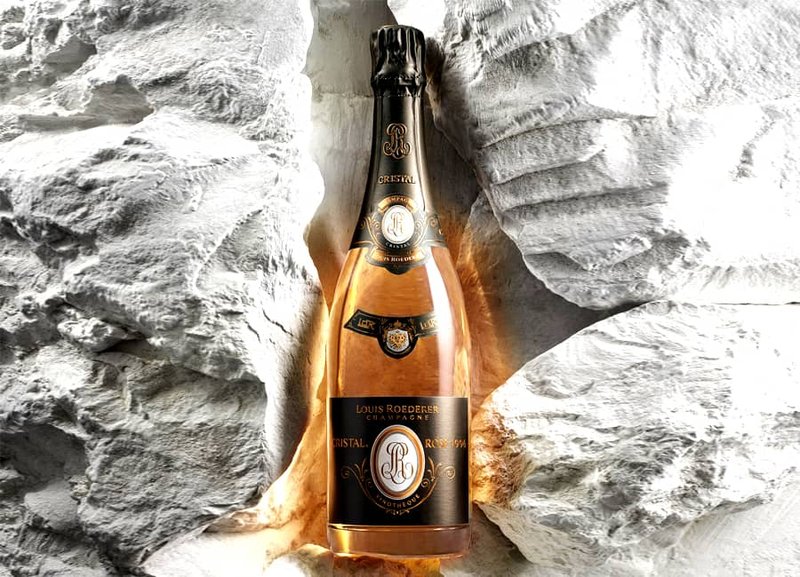 This Chardonnay - Pinot Noir blend rose is a cheerful sparkling wine with delightful bubbles with a creamy texture and bright acidity.